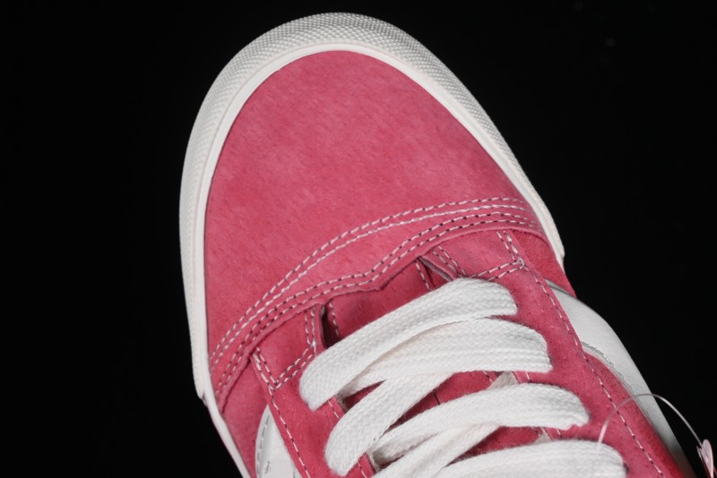 Vans Classics Knu Skool Retro Sneakers with Thick Tongue and Puffy Design - VN0009QCBJ1