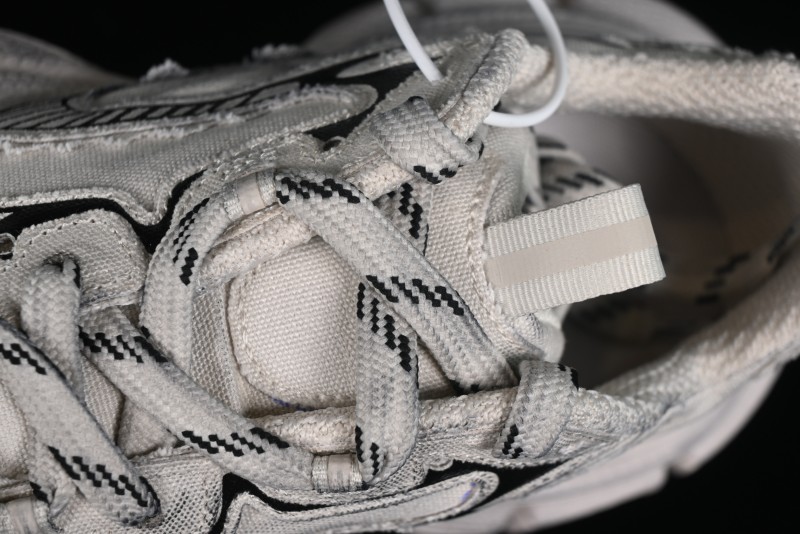 Balenciaga Phantom Sneaker - W3XDC2002