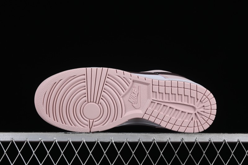 Nike Dunk Low SB Retro Casual Sneakers in Neapolitan Ice Cream Colorway - HF9990-100