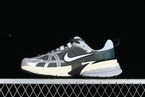 Nike V2K Runtekk 3XL Retro Low-Top Running Shoes with Shock Absorption and Anti-Slip Design - HJ4497-300