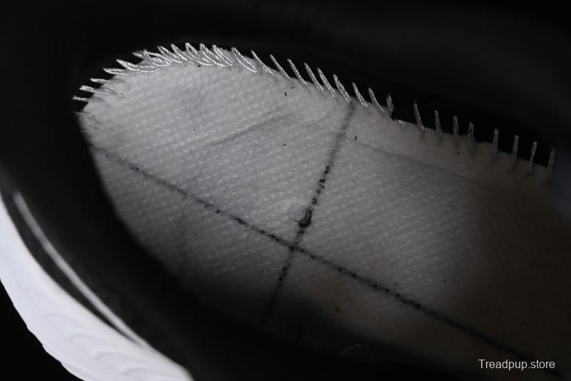 HOKA ONE ONE MACH 6 Flagship Racing Shoes with Carbon Plate Technology and Asymmetric Design - 1147790 BWHT