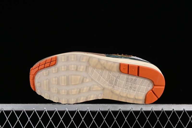 Nike Division Street x Air Max 1/87 Retro Casual Sneakers - HQ2639-100