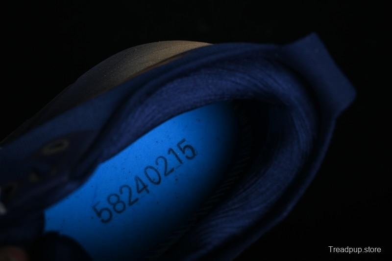 Asics Gel-Kayano 31 Running Shoes with Enhanced Cushioning and Breathable Design - 1011B950-400