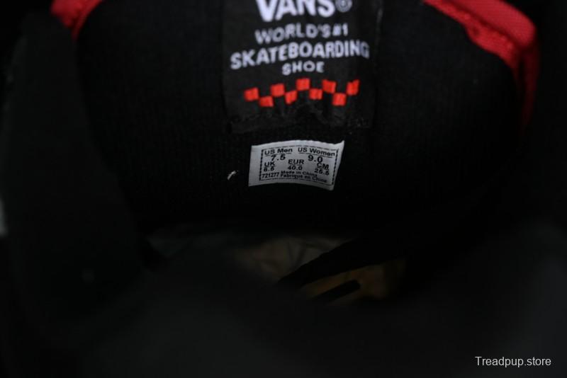 Vans Rowley XLT Retro Skate Shoes with Cushioning and Durability - VN000D1GA2T