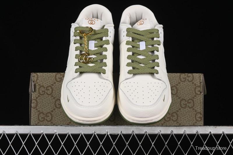 Nike SB Dunk Low Gucci Collaboration - Off White with Green Swoosh Anniversary High-End Custom Low-Top Casual Skate Shoes - KK1888-007