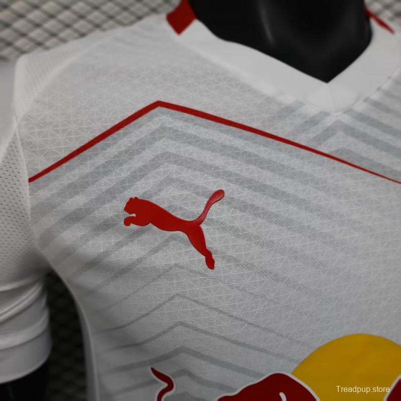 Player Version 25/26 RB Leipzig White with Chevron Pattern and Red Bull Logo Jersey