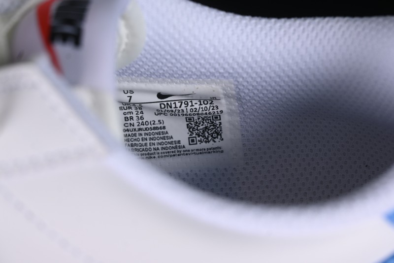 Nike Classic Cortez Leather Retro Running Shoes - DN1791-102
