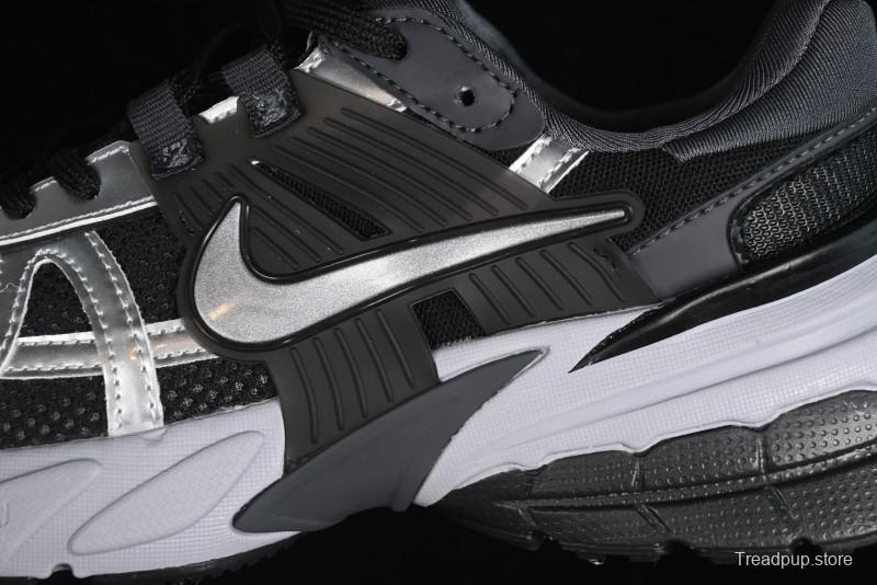 Nike V2K Runtekk 3XL Retro Low-Top Running Shoes with Shock Absorption and Anti-Slip Design - FD0736-005