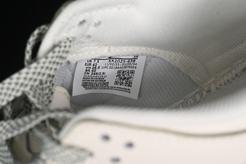 Nike SB Dunk Low Supreme The North Face Collaboration - Beige Green Reflective Swoosh Anniversary Custom Edition Low-Top Casual Skate Shoes - XX2025-638
