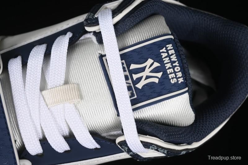 MLB Chunky Liner New York Yankees Lightweight Platform Sneakers with 6cm Height Increase - 3ASXCDN3N50NYD