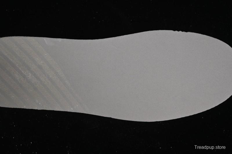 Nike SB Dunk Low UN Collaboration - Light Brown with Silver Swoosh Anniversary High-End Custom Low-Top Casual Sneakers - CF3688-013