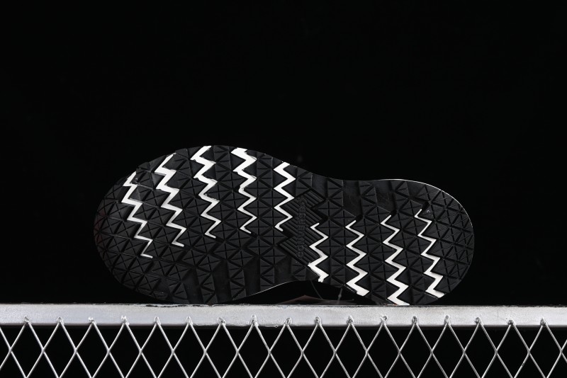 Converse Chuck 70 AT-CX Retro Platform Low-Top Sneakers with Outdoor Functional Design - A06557C