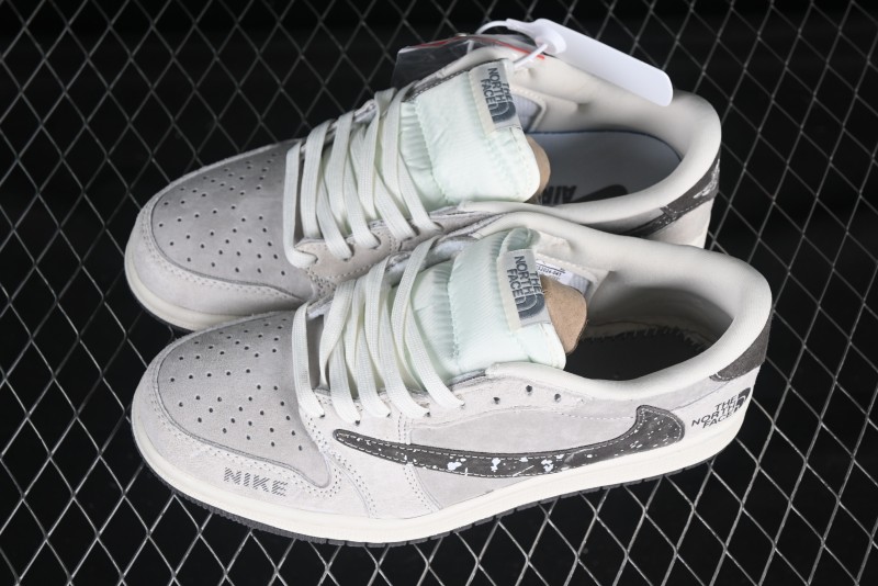 Nike Air Jordan 1 Low OG SP Travis Scott x Fragment Design Collaboration Sneakers - XS2024-041