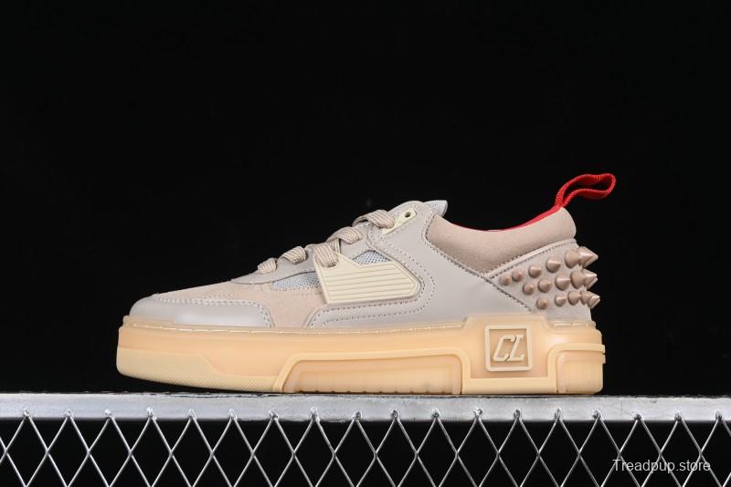 Christian Louboutin Funnyto Flat Comfortable Fashion Low Top Sneakers in Taupe - X.D4