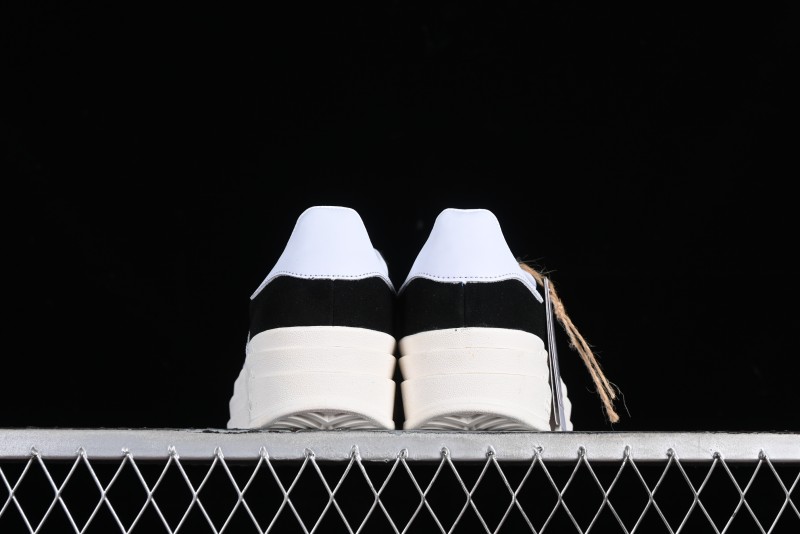 Adidas Originals Gazelle Bold HQ6912 Low-Top Sneakers with Thick Sole for Casual Wear, Non-Slip and Durable - HQ6912