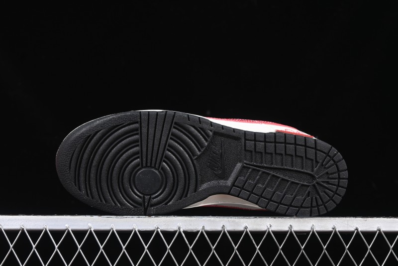 Nike SB Dunk Low Supreme Year of the Snake Limited Edition Red Black Snake Print Anniversary Custom Low-Top Casual Skate Shoes - XS1086-014