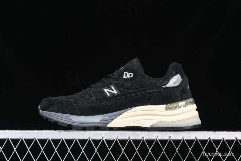 New Balance Made In USA 992 Classic Retro Running Shoes with Superior Cushioning - M992BL