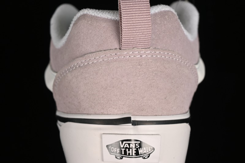 Vans Classics Knu Skool Retro Chunky Tongue Sneakers with Enlarged Toe and Breathable Mesh - VN000CRP0L08