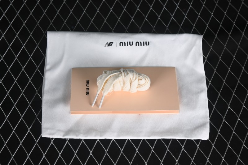 MiuMiu x New Balance 530 Low-Top Classic Retro Casual Slip-On - AJD4