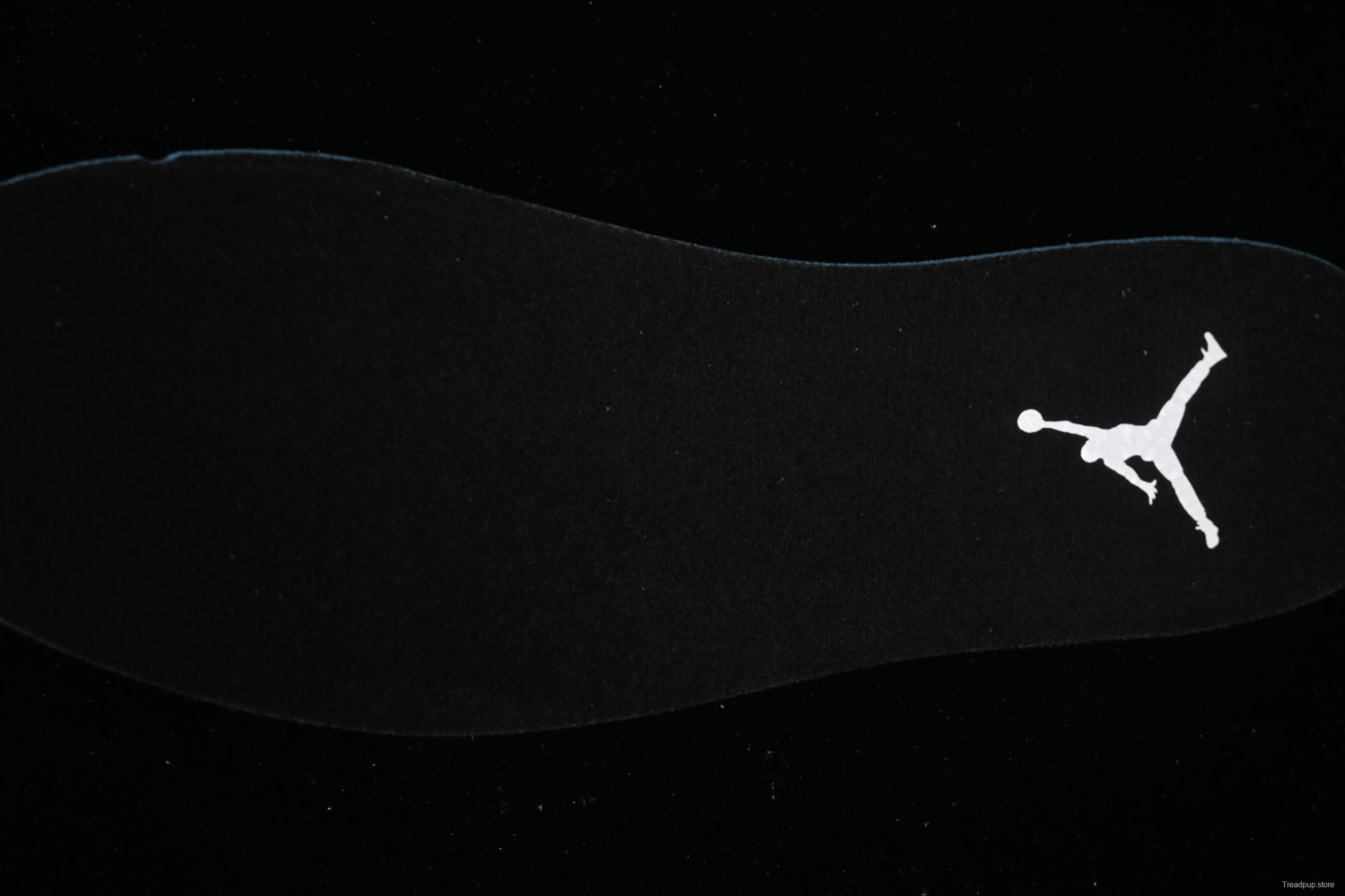 Nike Air Jordan Legacy 312 Low Basketball Shoes with Strap Design - CD9054-020