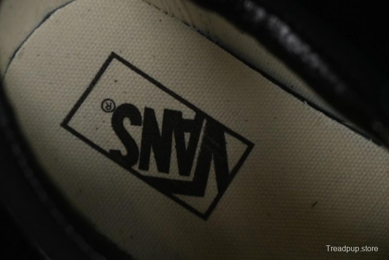 Vans Old Skool 36 Low-Top Retro Skate Shoes - VN000CRPGRN