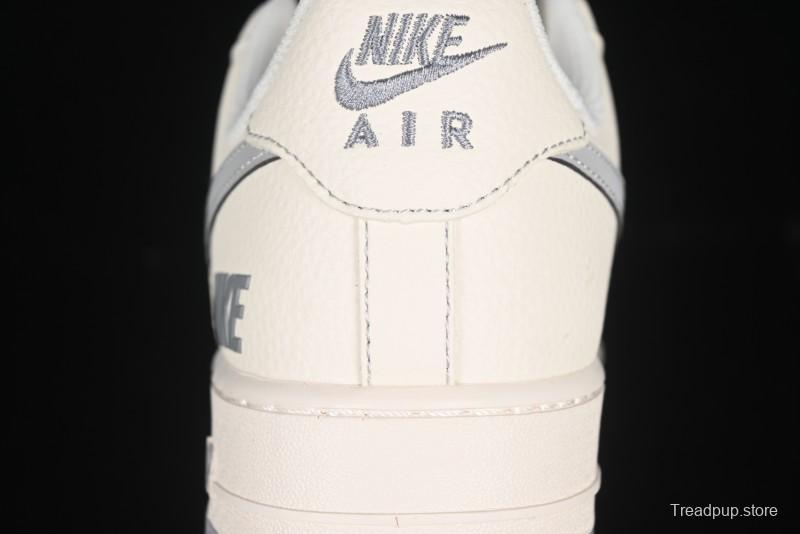 Nike Air Force 1 '07 Low Collaboration Sneakers with Double Swoosh Design - HH7518-070