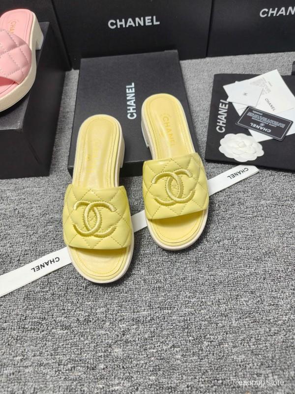 2025 Women Chanel Yellow Leather Slippers LY00250
