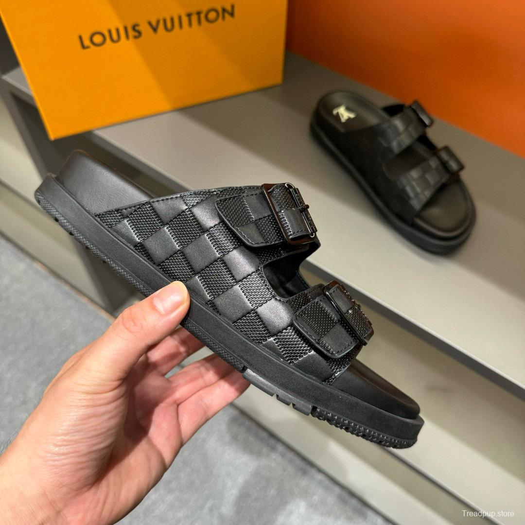 2024 Men Louis Vuitton Black Leather Slippers