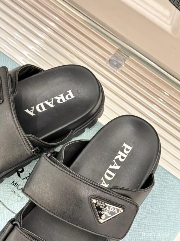 2025 Women Prada Black Leather Slippers KFY00240
