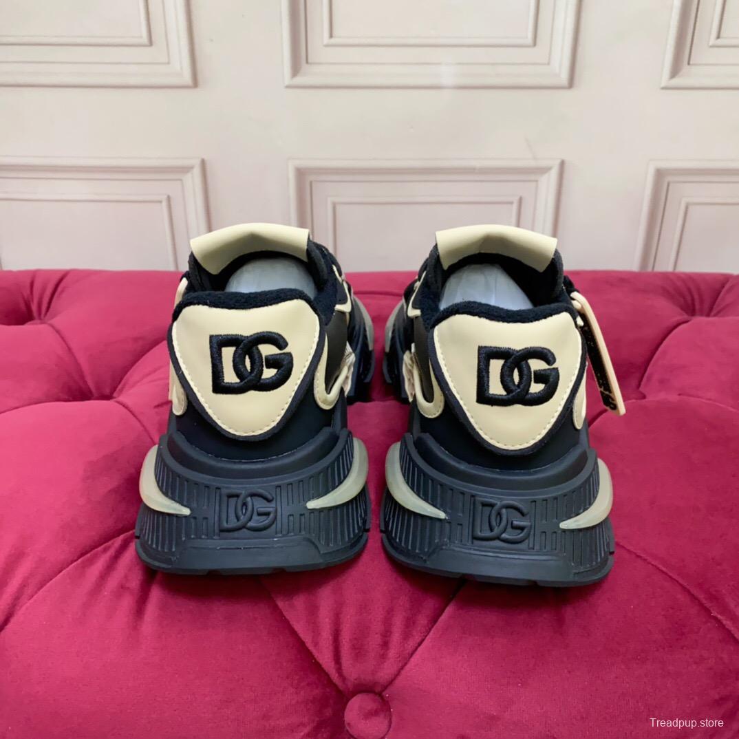 2025 Unisex Dolce & Gabbana Black Beige Leather Sneakers DG LY00340