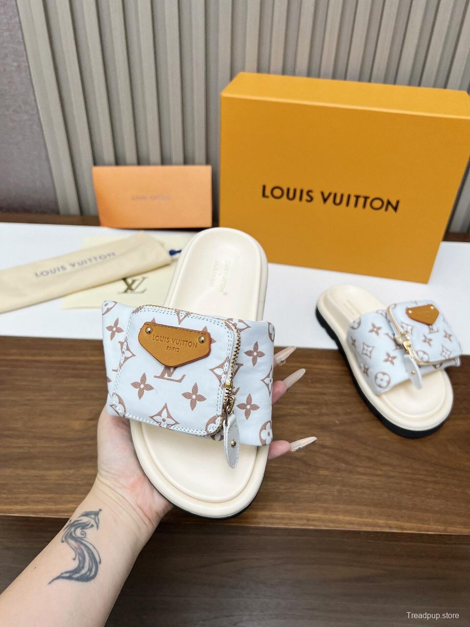 2025 Women Louis Vuitton White Brown Canvas Slippers KFY00230