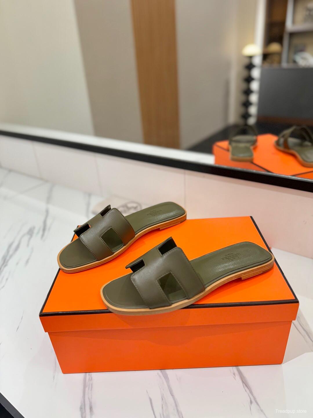 2025 Women Hermès Olive Leather Slippers