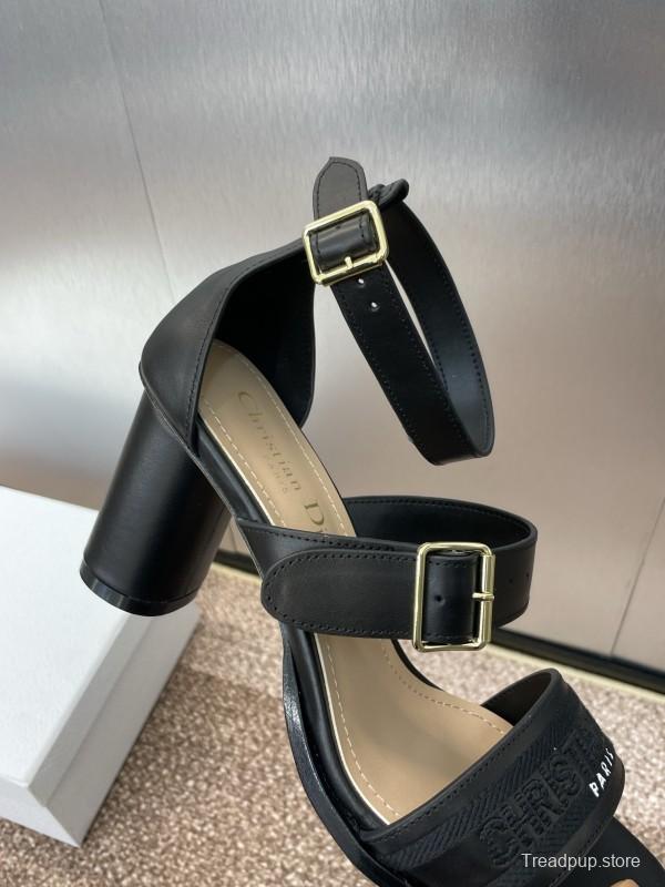2025 Women Dior Black Leather Sandals Buckle KFY00310