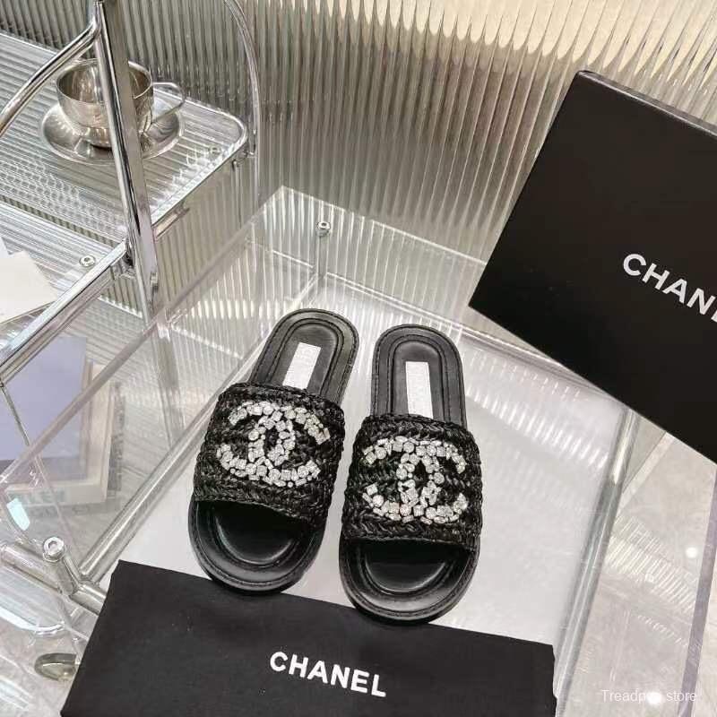 2025 Women Chanel Black Raffia Leather Slippers LY00270