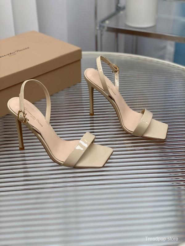 2025 Women Gianvito Rossi Beige Patent Leather Sandals