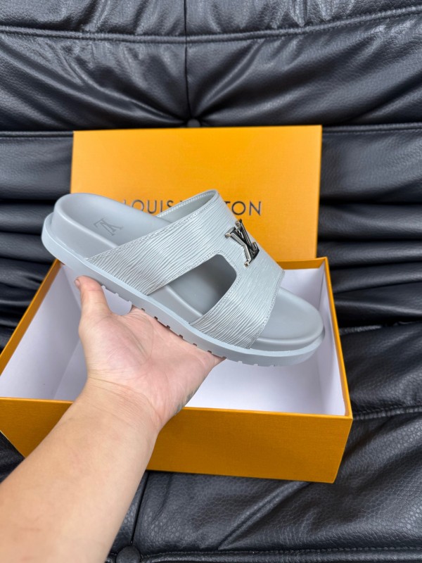 2025 Men Louis Vuitton White Leather Slippers AS00170
