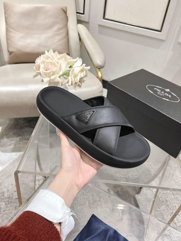 2025 Men Prada Black Leather Sandals KFY00220