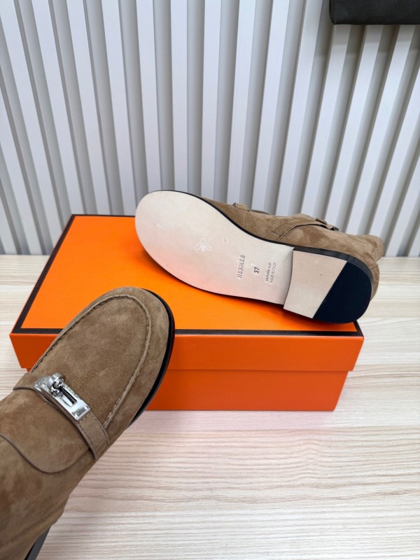 Hermes Kelly Buckle Ankle Boots - LY00390