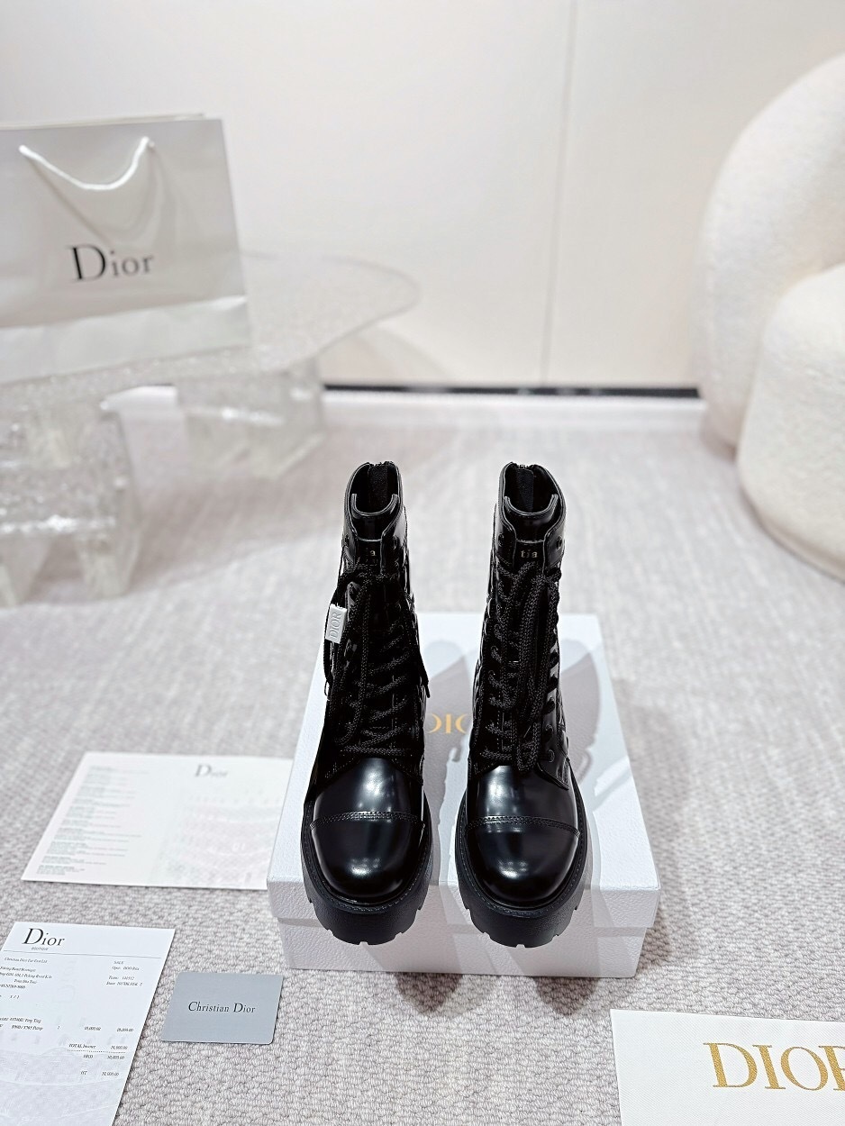 DIOR CHRONO Embroidered Motorcycle Ankle Boots - LY00400