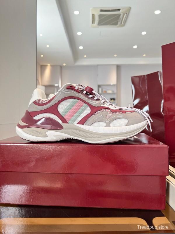 Gucci 2025 SS Collection 2.0 Sneakers with Reflective Stripes and Retro Design - AS00450