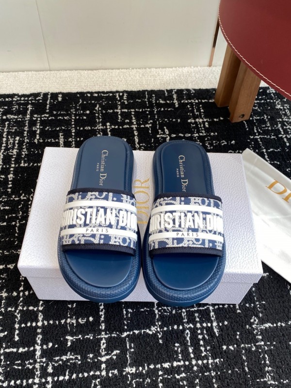Dior Spring Summer 2025 Latest Ultra-Light Foam Sole Beach Sandals - KFY00260